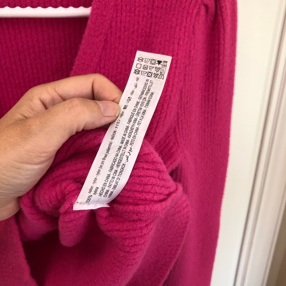 Soft Zara women’s v-neck crop sweater - Picture 11 of 12